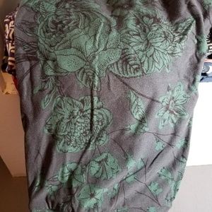 Lularoe TC leggings gray green floral
